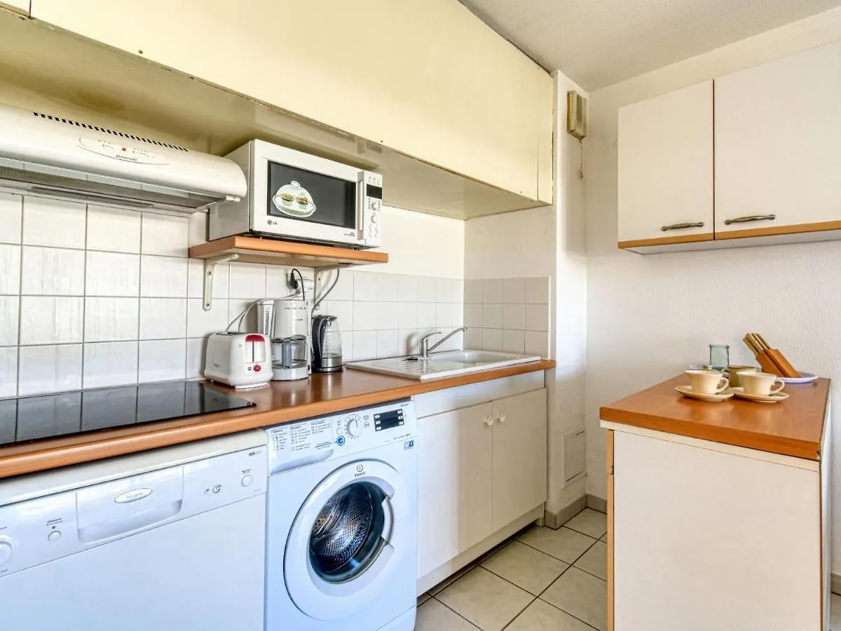 Apartment Le Cesaree-2 By Interhome Fréjus